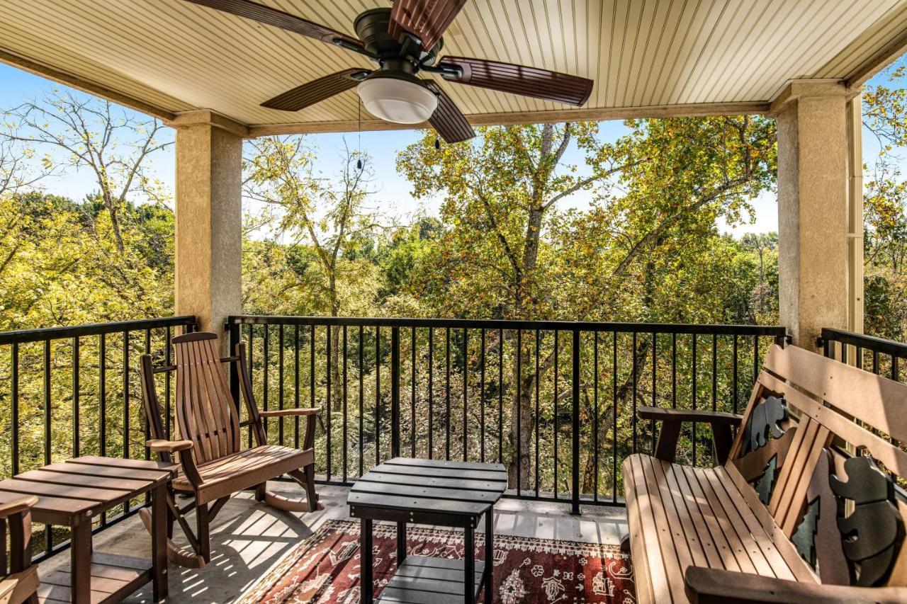 Jan'S Riverside Retreat Pigeon Forge Exterior photo